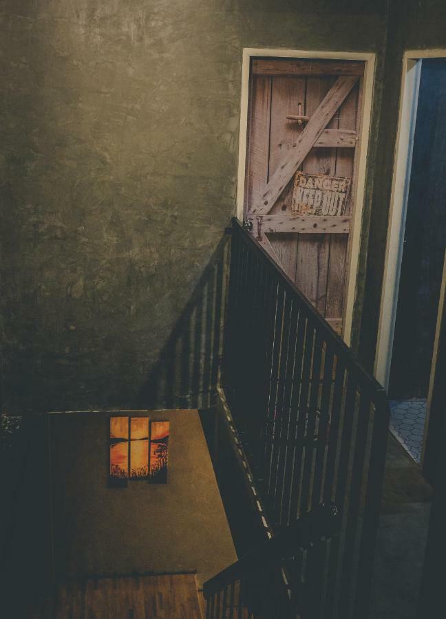 The Beds Ever Hostel (Adults Only) Bangkok Exterior foto