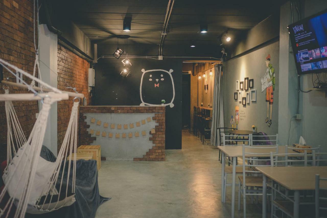 The Beds Ever Hostel (Adults Only) Bangkok Exterior foto